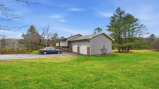 $479,000 | 387 Wilmouth Hill Road, Shrewsbury, VT 05738