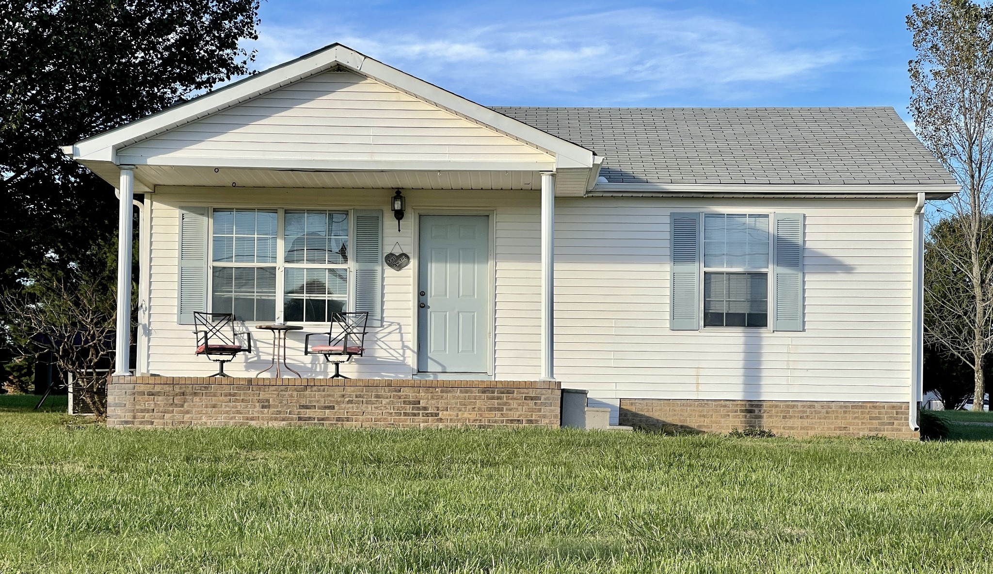 138 Roberts Road Portland, TN 37148 - Photo 1 of 1 a view of a house with backyard