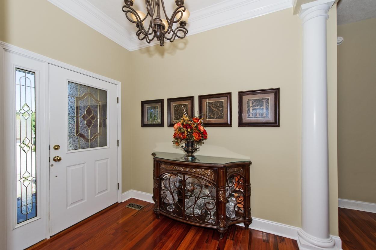 7613 Wilderness Path Road Corryton, TN 37721 - Photo 11 of 25 Foyer