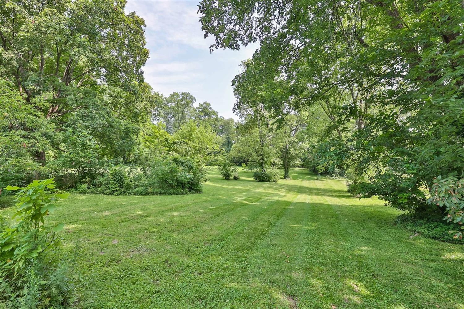 476 Compton Road Wyoming, OH 45215 - Photo 27 of 35