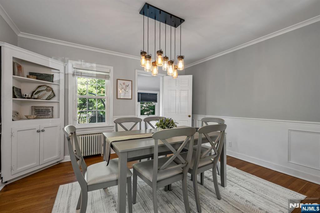 448 Fairfield Avenue Ridgewood, NJ 07450 - Photo 8 of 31
