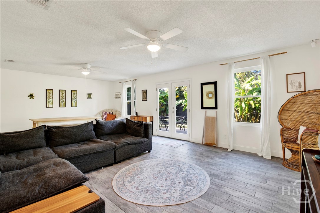 7311 Tropical Way Savannah, GA 31410 - Photo 17 of 44