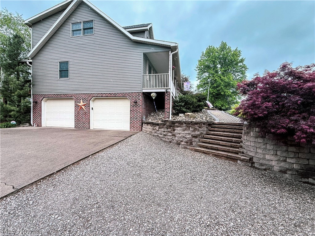 247 Spence Road Belpre, OH 45714 - Photo 4 of 49