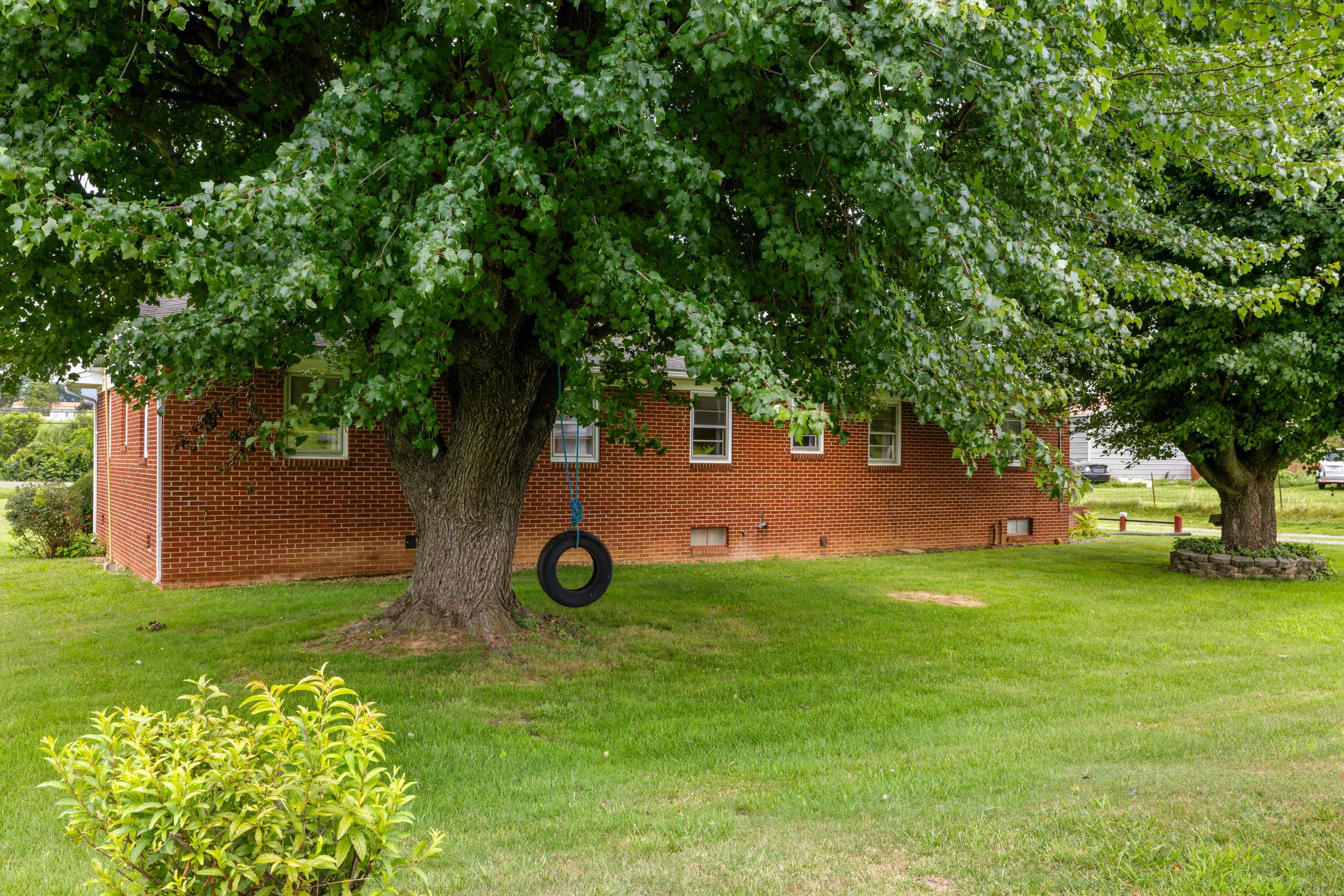 14386 Rockingham Pike Elkton, VA 22827 - Photo 35 of 50 Gallery Image 35