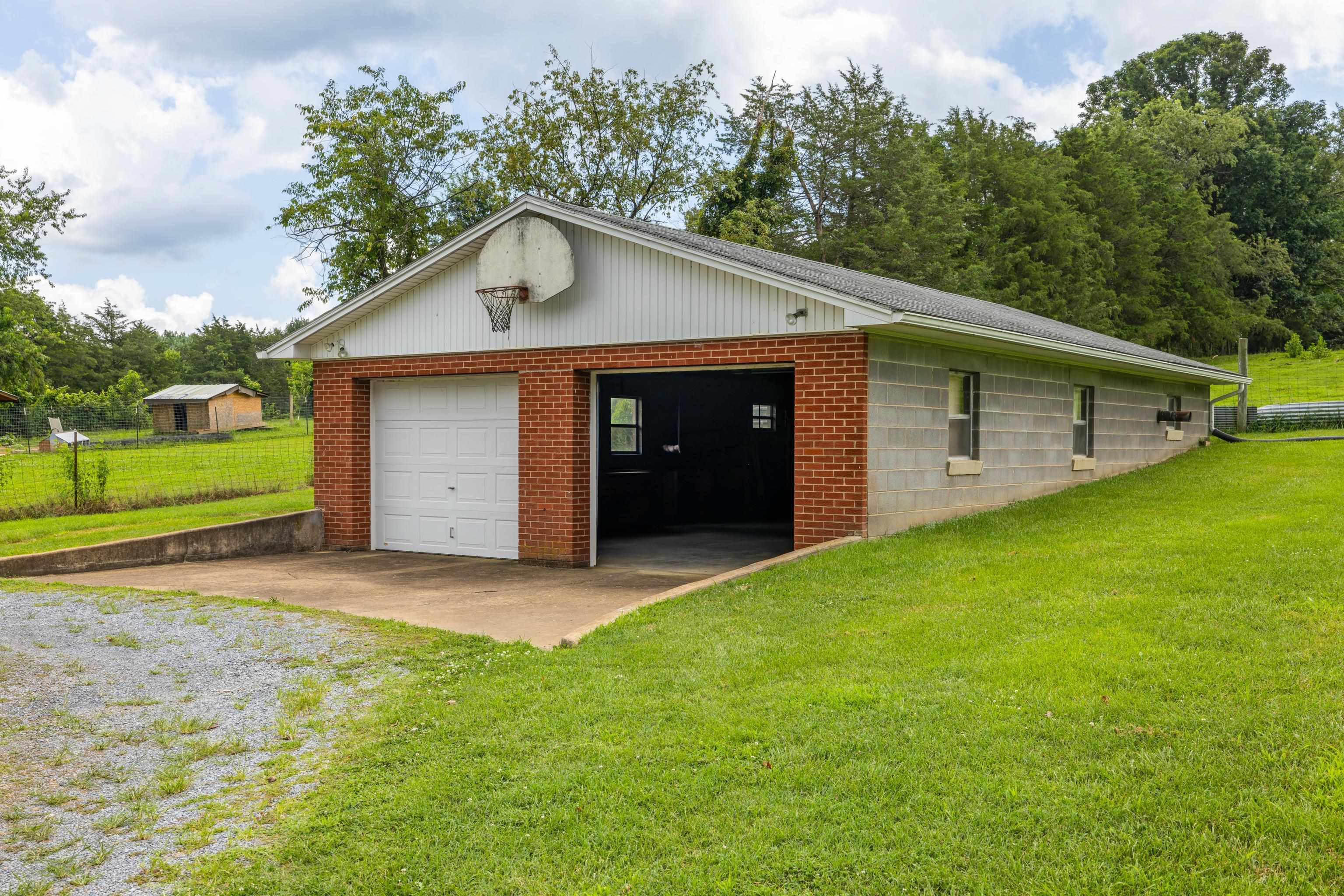 14386 Rockingham Pike Elkton, VA 22827 - Photo 38 of 50 Gallery Image 38