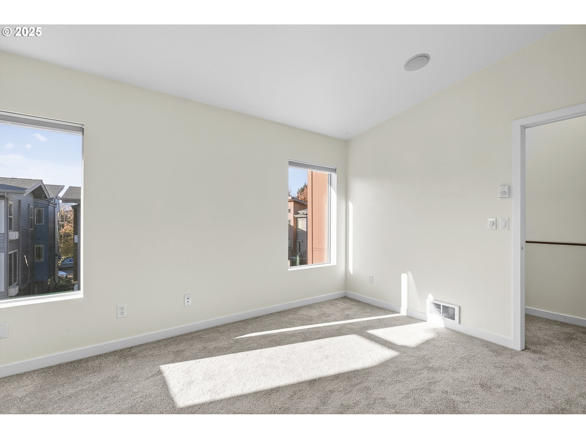 8083 North Leavitt Avenue Portland, OR 97203 - Photo 24 of 34 a view of an empty room with a window