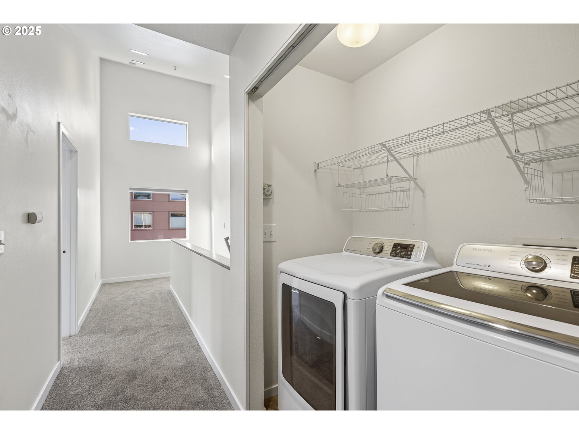 8083 North Leavitt Avenue Portland, OR 97203 - Photo 31 of 34 a utility room with dryer and washer
