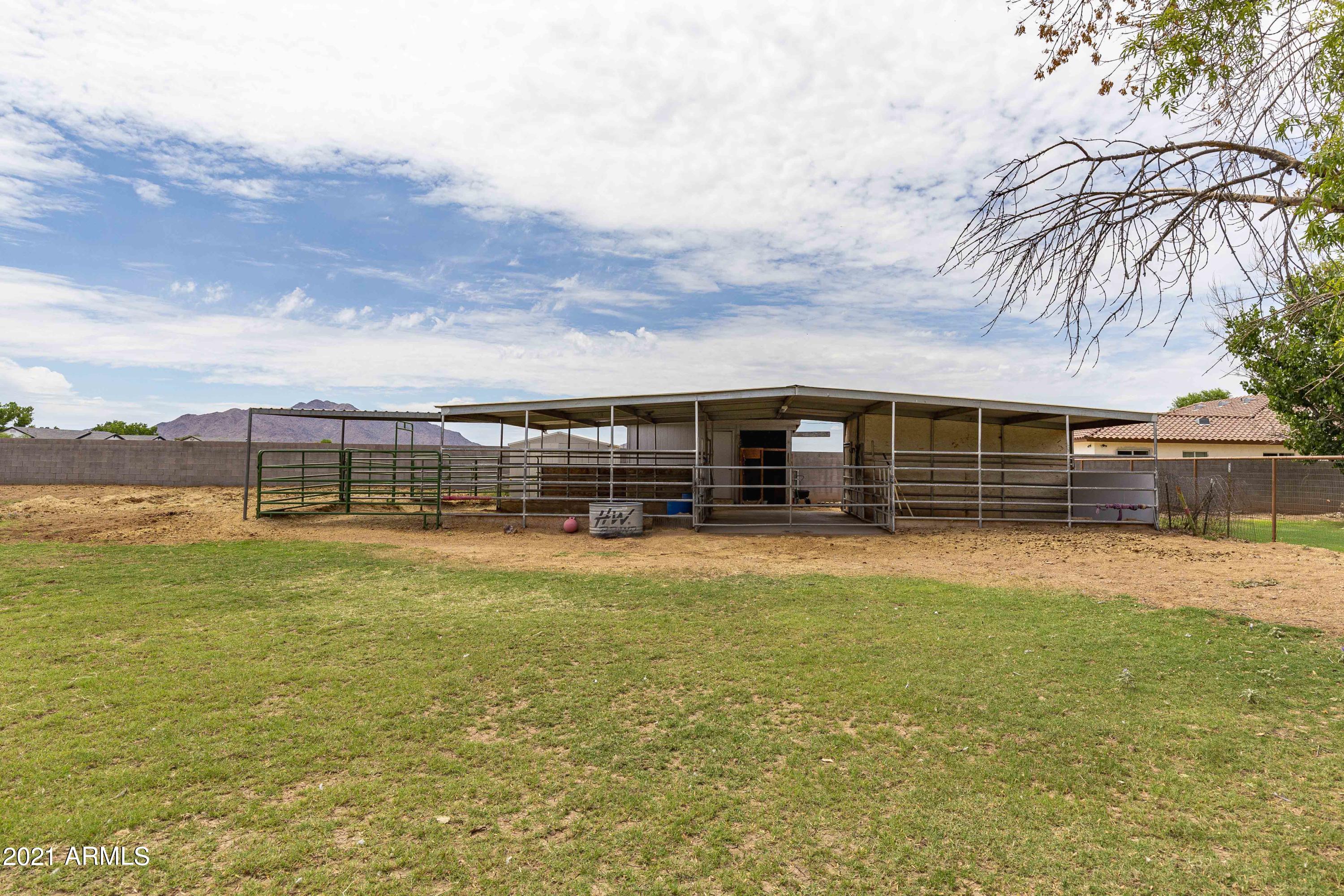 15431 East Via Del Rancho Gilbert, AZ 85298 - Photo 6 of 46 Barn