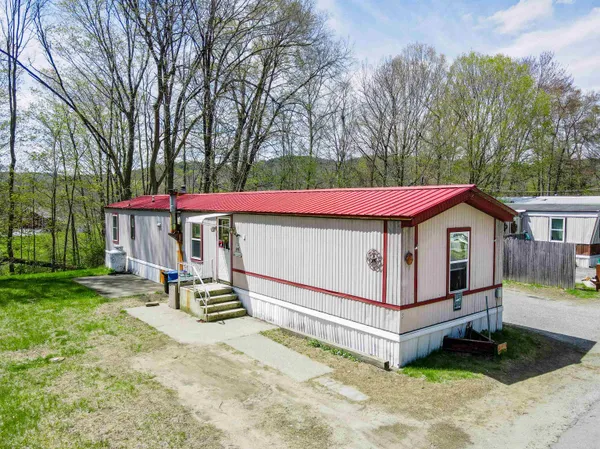 $35,000 | 3 Lower Landing Mobile Home Park, Charlestown, NH 03603