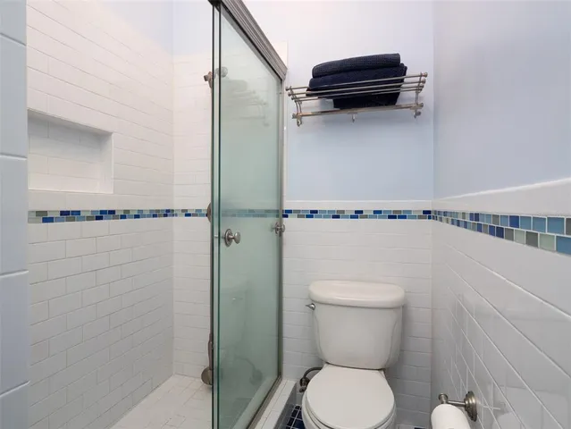 $725,000 | 3311 Northwest 18th Avenue, Gainesville, FL 32605