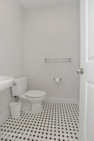 $475,000 | 107 Ridge Road, Hampstead, NC 28443