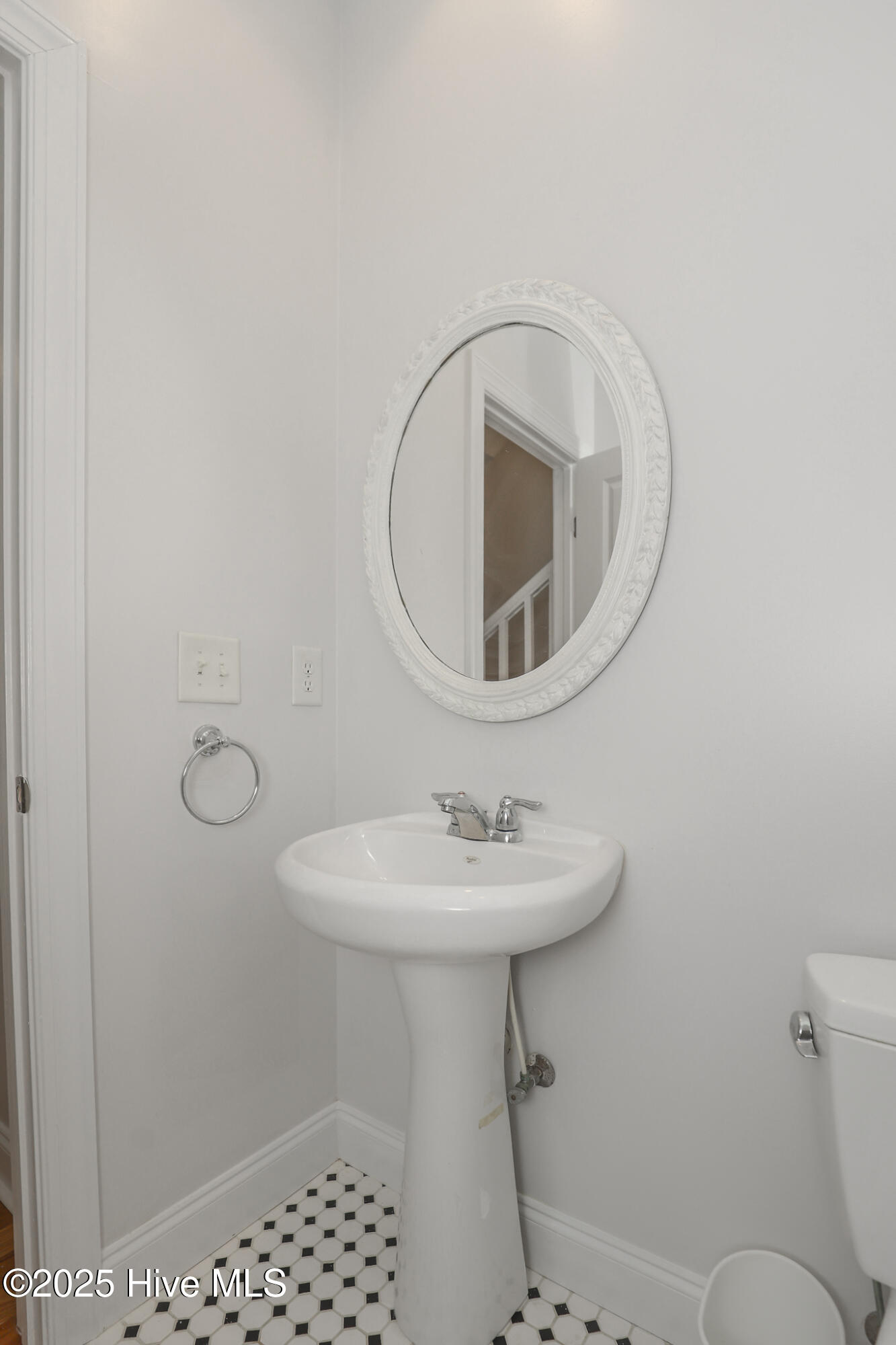 107 Ridge Road Hampstead, NC 28443 - Photo 41 of 55 107 Ridge Rd-24