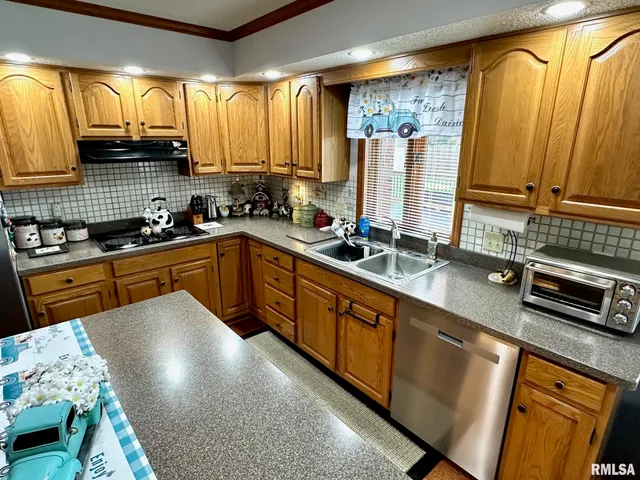 $329,900 | 307 Westwinds Drive, Jacksonville, IL 62650