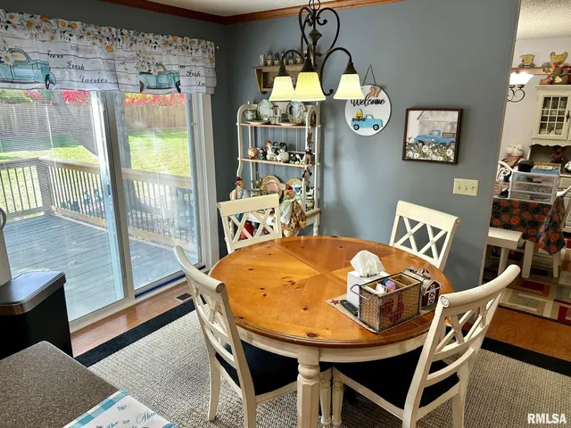 $329,900 | 307 Westwinds Drive, Jacksonville, IL 62650