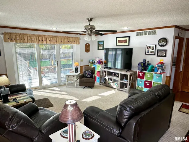 $329,900 | 307 Westwinds Drive, Jacksonville, IL 62650