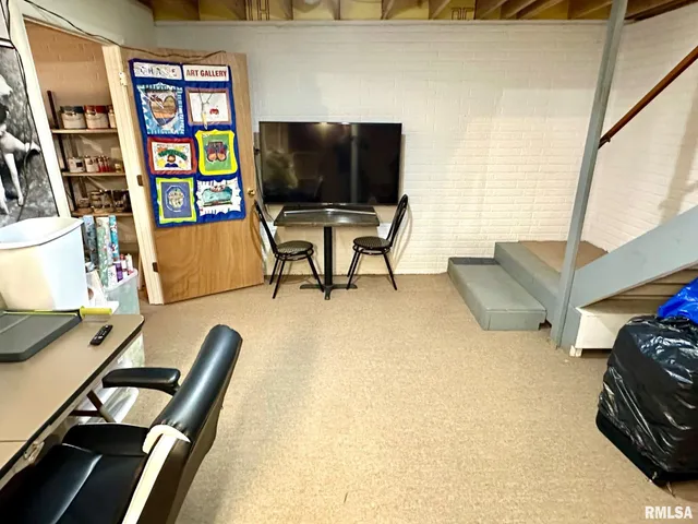 $329,900 | 307 Westwinds Drive, Jacksonville, IL 62650