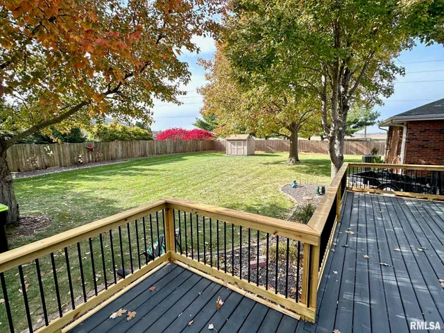 $329,900 | 307 Westwinds Drive, Jacksonville, IL 62650