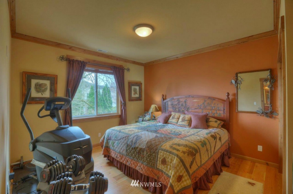 11934 Northeast 162nd Place Bothell, WA 98011 - Photo 12 of 17 Gallery Image 12
