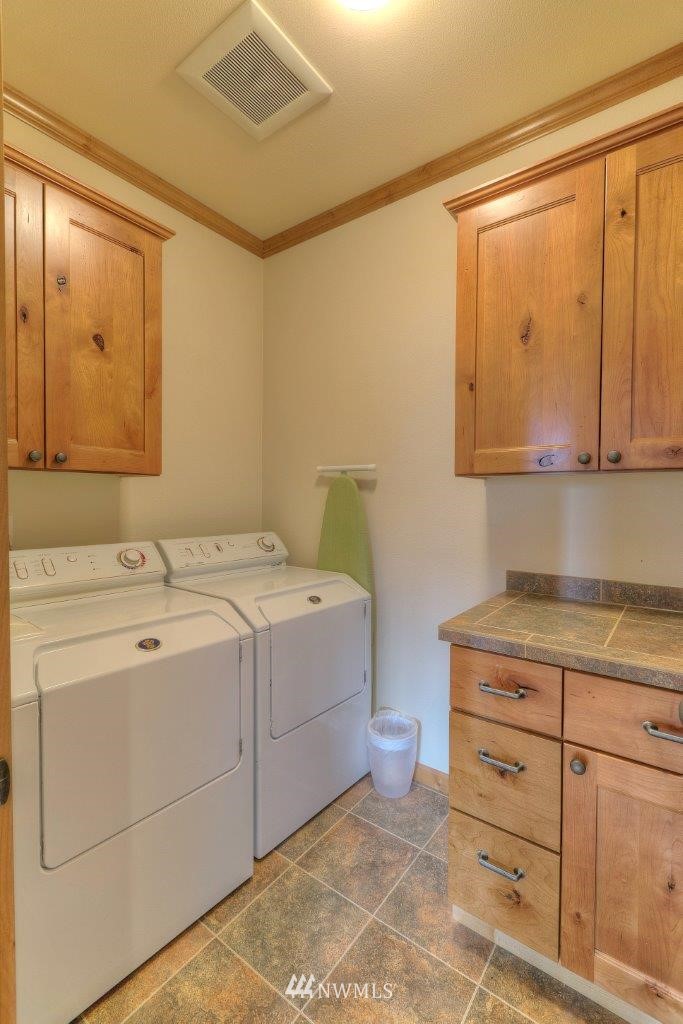 11934 Northeast 162nd Place Bothell, WA 98011 - Photo 16 of 17 Gallery Image 16