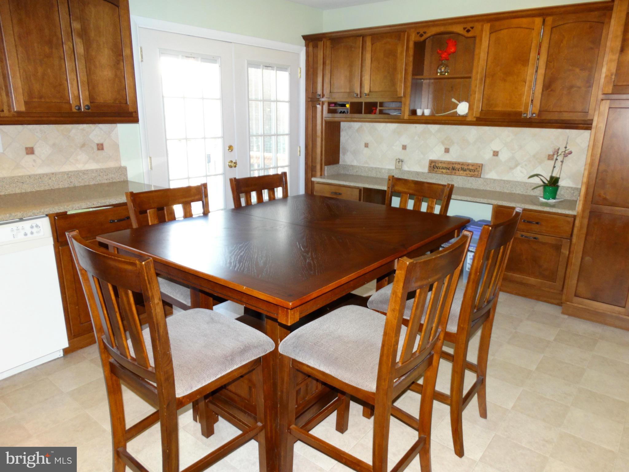 774 Rosewood Road Severn, MD 21144 - Photo 7 of 30 Eat-in Kitchen