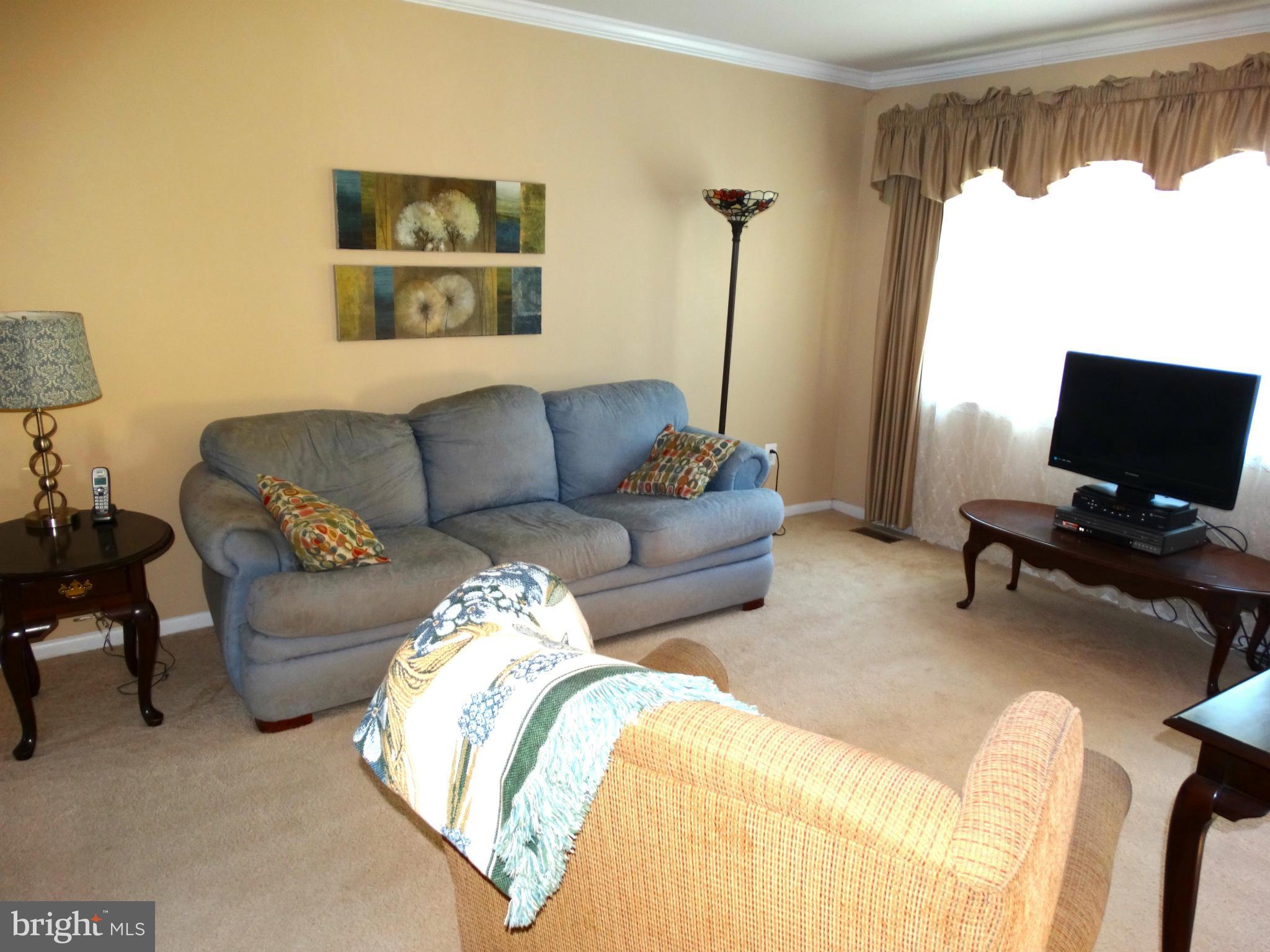 774 Rosewood Road Severn, MD 21144 - Photo 10 of 30 Living Room