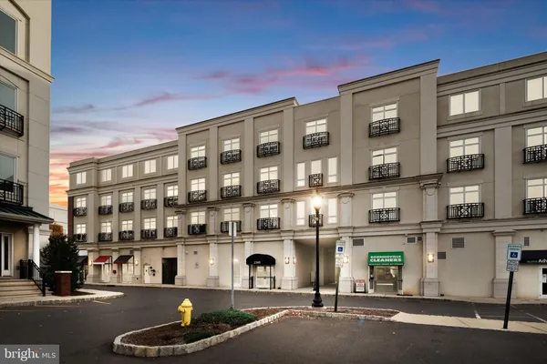 $265,000 | 2346 Highway 33, Unit 210, Robbinsville, NJ 08691
