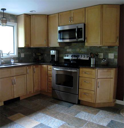 27 Gulf Road Pelham, MA 01002 - Photo 7 of 29