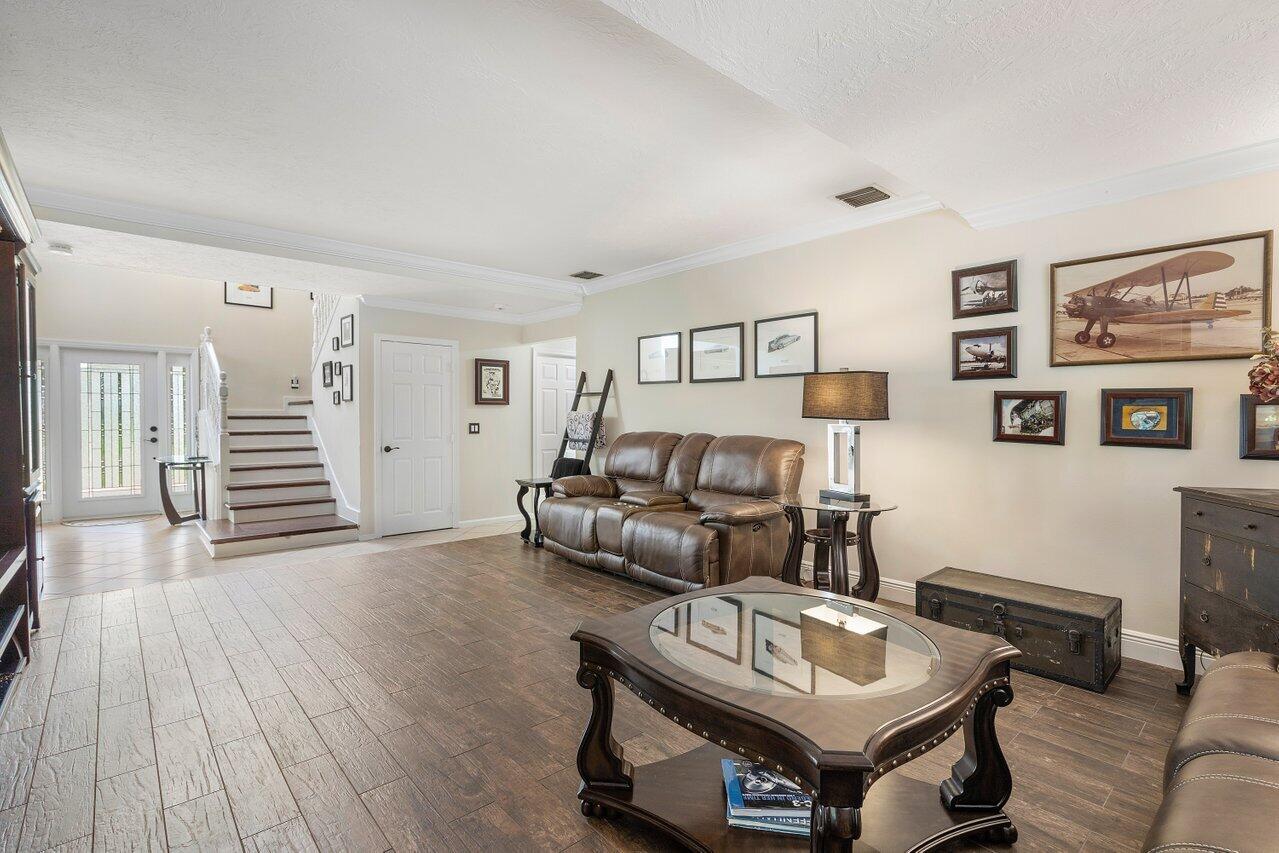 5515 Colbright Road Lake Worth, FL 33467 - Photo 17 of 58 Living room