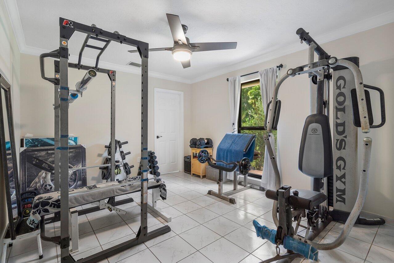 5515 Colbright Road Lake Worth, FL 33467 - Photo 20 of 58 Ground floor guest room with bathroom