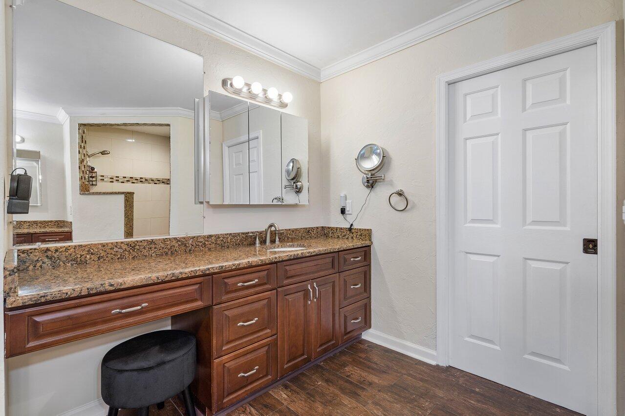 5515 Colbright Road Lake Worth, FL 33467 - Photo 31 of 58 vanity