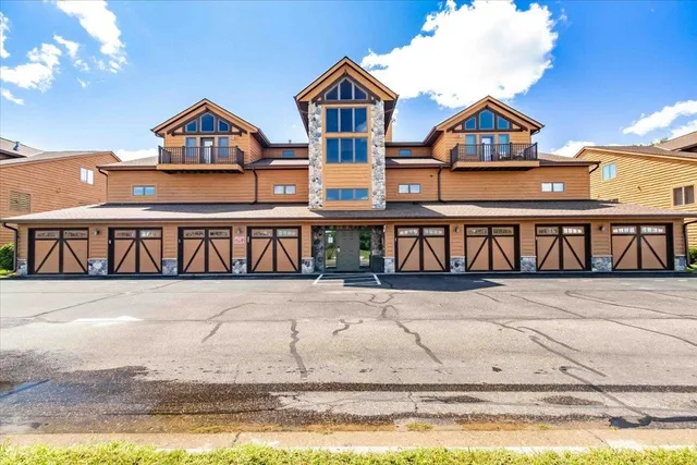 $249,900 | 2013-6 South Czech Avenue, Unit 1106, Arkdale, WI 54613