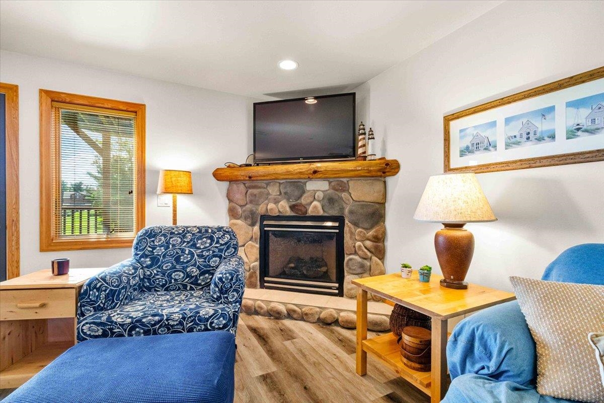 2013-6 South Czech Avenue, Unit 1106 Arkdale, WI 54613 - Photo 5 of 53