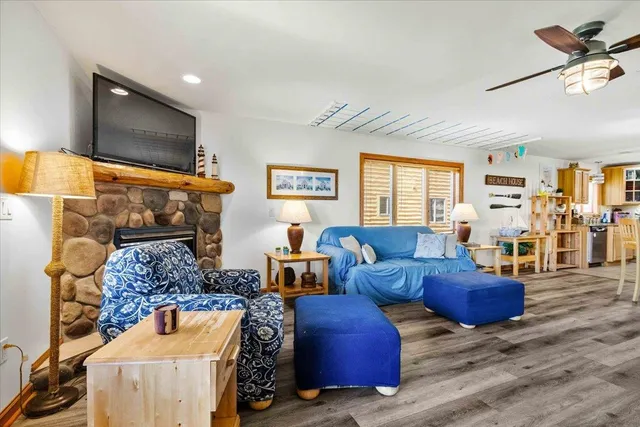 $249,900 | 2013-6 South Czech Avenue, Unit 1106, Arkdale, WI 54613