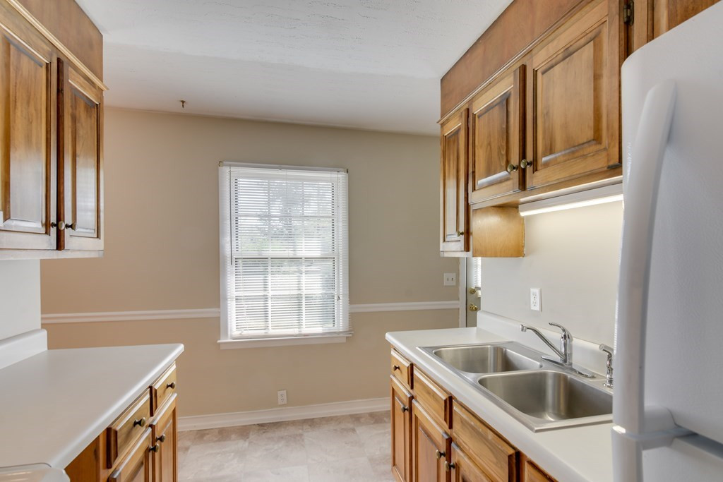 2120 Rosier Road Augusta, GA 30906 - Photo 12 of 27