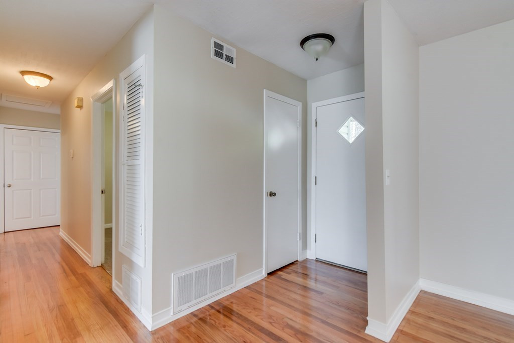 2120 Rosier Road Augusta, GA 30906 - Photo 8 of 27