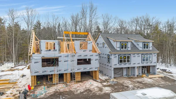 $597,900 | 8 Creekside, Unit 9, Kennebunkport, ME 04046