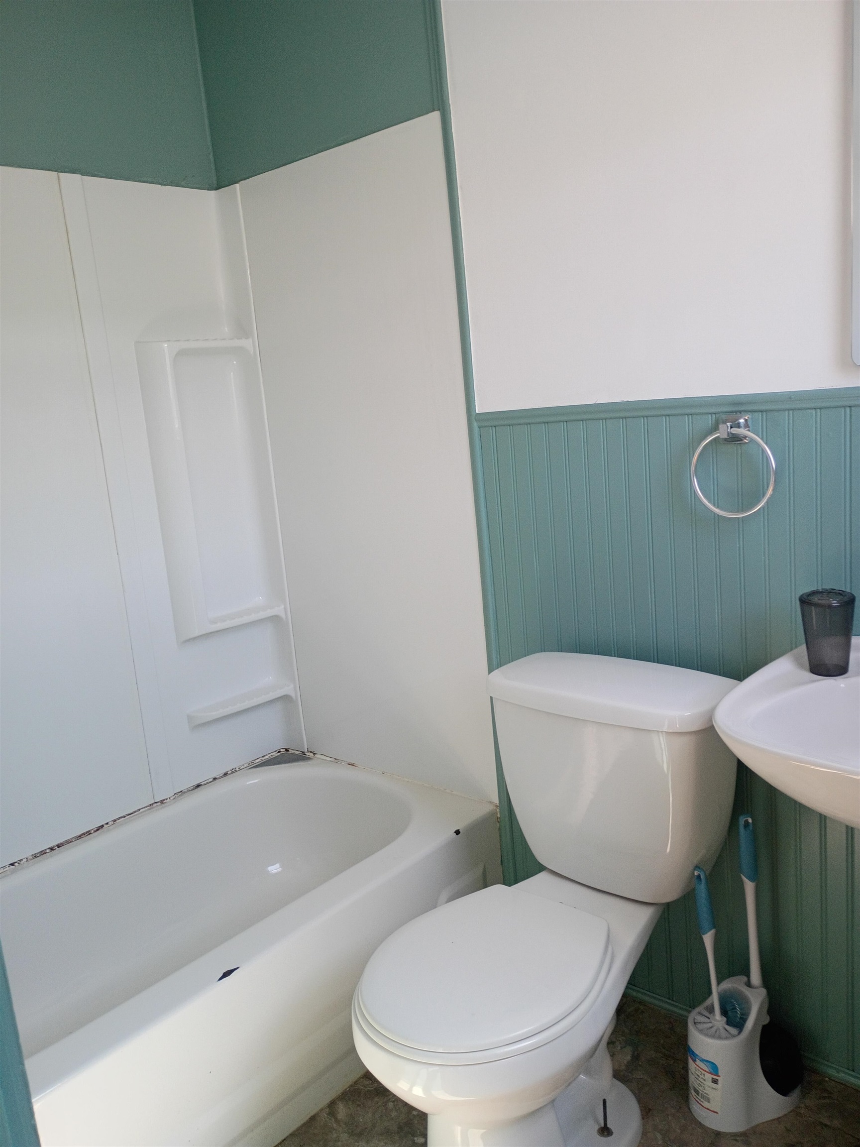 166 Main Street, Unit 22 Littleton, NH 03561 - Photo 8 of 9 Gallery Image 8