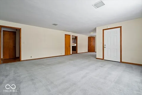 $349,000 | 3 East County Road 900 North, Lizton, IN 46149