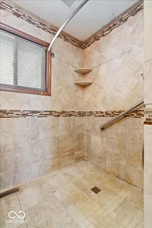 $349,000 | 3 East County Road 900 North, Lizton, IN 46149