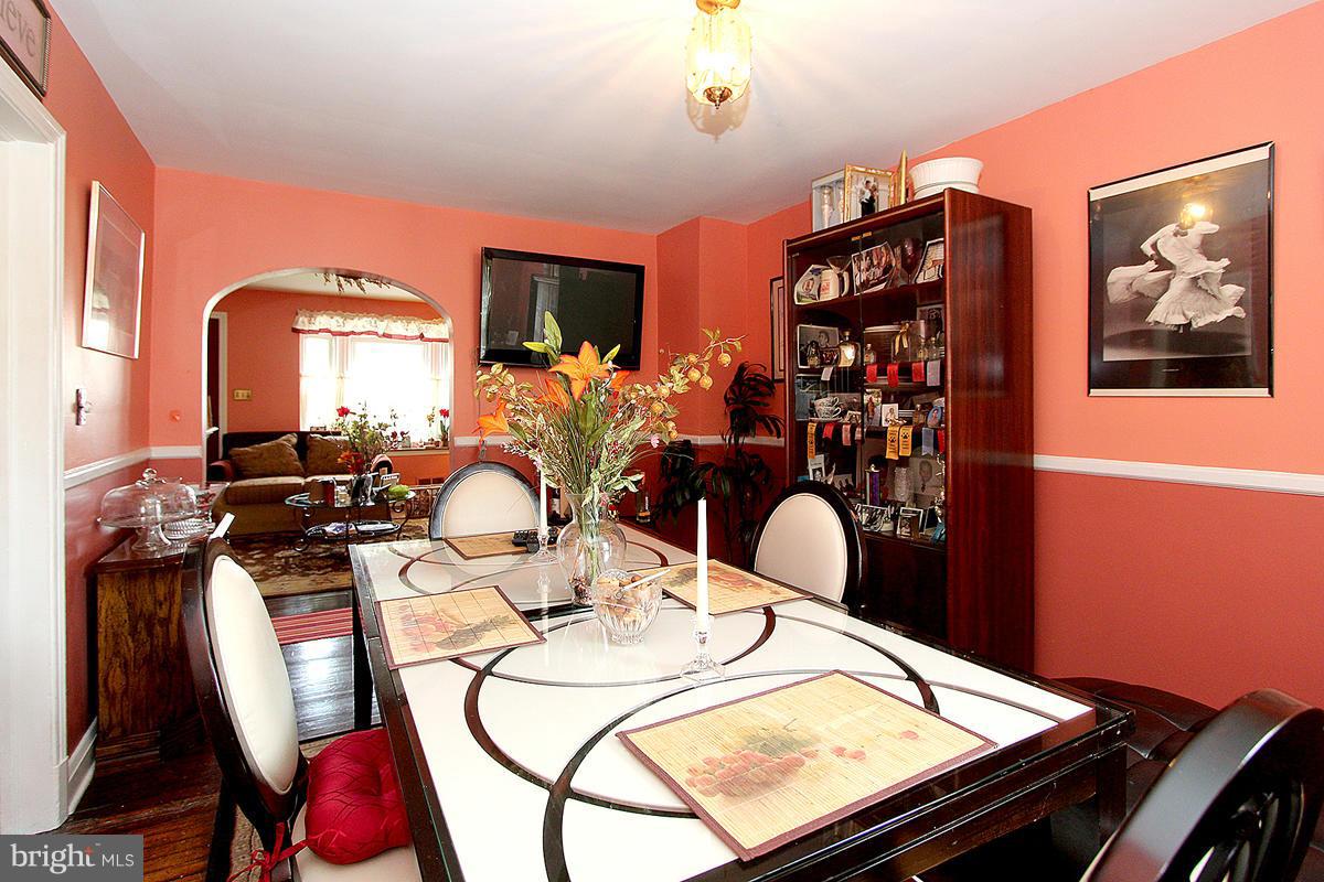 2031 Ramblewood Road Baltimore, MD 21239 - Photo 13 of 29 Dining Room