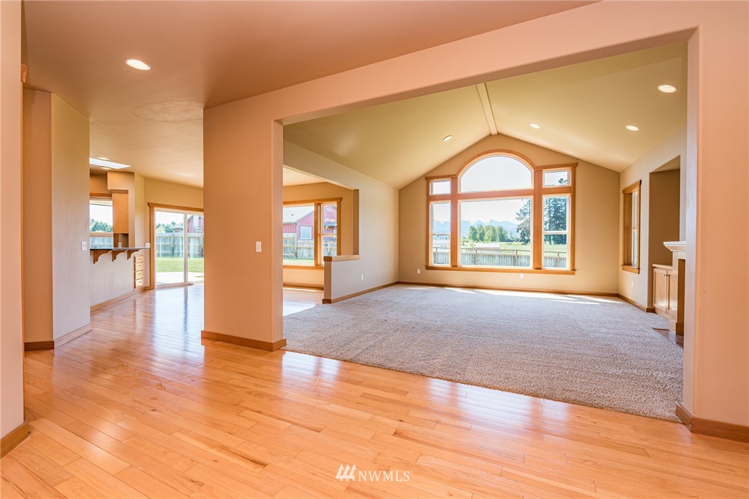 121 Sims Lane Sequim, WA 98382 - Photo 5 of 39 Gallery Image 5