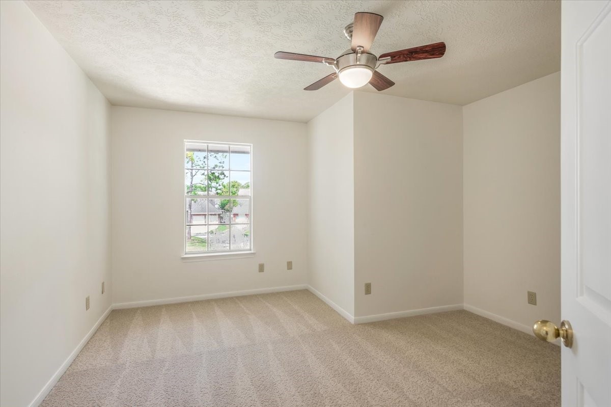 1730 Mabry Mill Road Houston, TX 77062 - Photo 25 of 47 Upstairs' guest bedroom #2