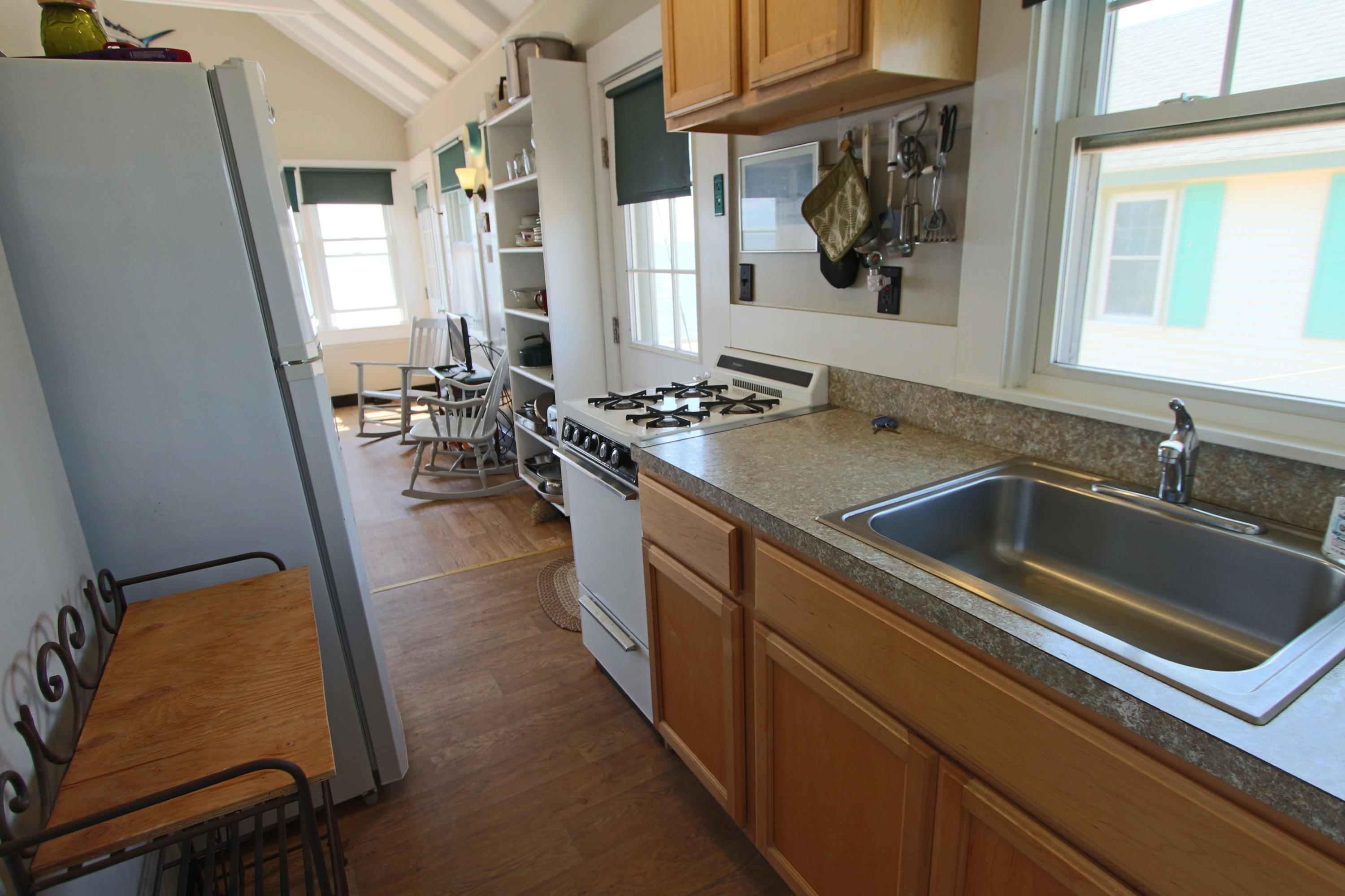 276 Shore Road, Unit 19 Truro, MA 02666 - Photo 10 of 27 IMG_1865