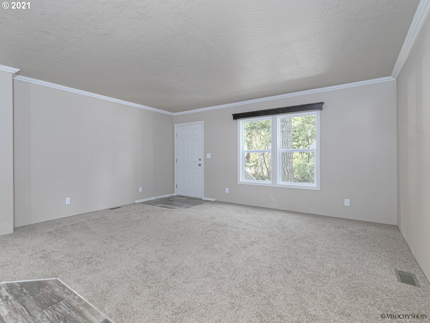 64727 East Sandy River Lane Rhododendron, OR 97049 - Photo 6 of 31