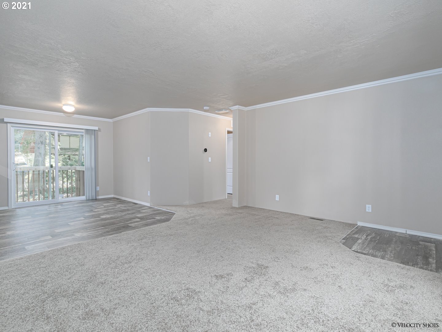 64727 East Sandy River Lane Rhododendron, OR 97049 - Photo 9 of 31