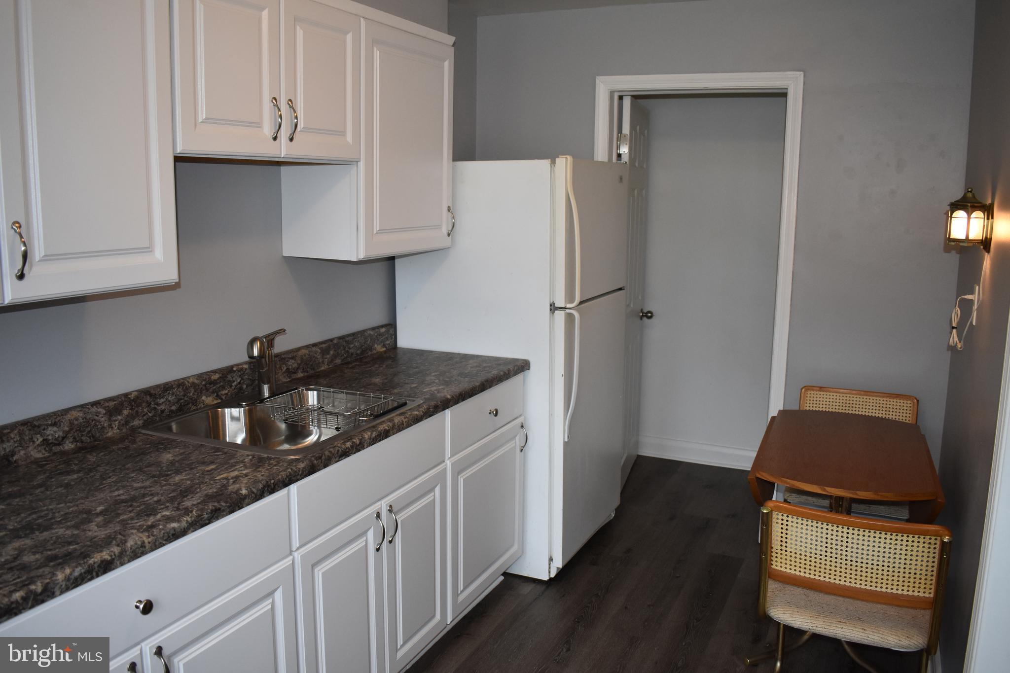 1403 Langford Road Baltimore, MD 21207 - Photo 6 of 22