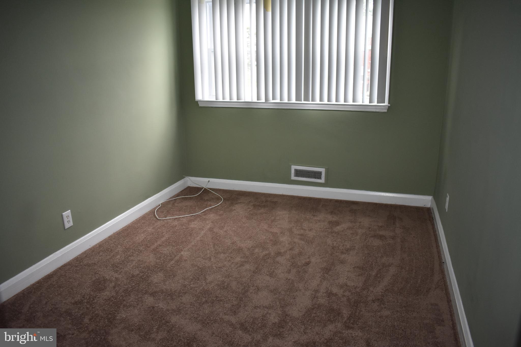 1403 Langford Road Baltimore, MD 21207 - Photo 8 of 22