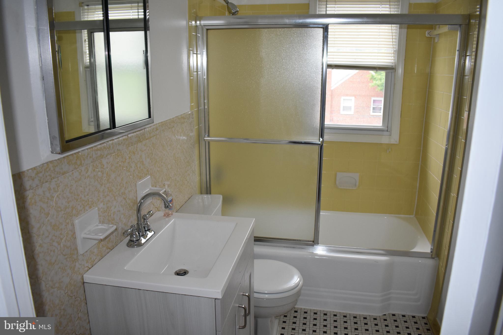 1403 Langford Road Baltimore, MD 21207 - Photo 10 of 22