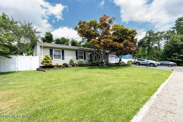 $570,000 | 1325 12th Avenue, Toms River, NJ 08757