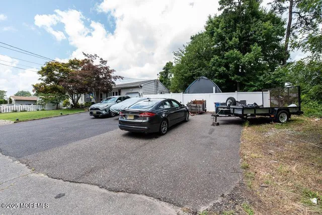 $570,000 | 1325 12th Avenue, Toms River, NJ 08757